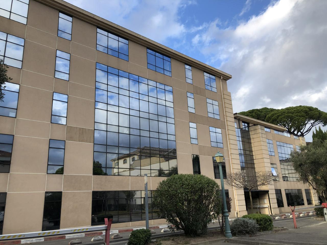 Bureau Marseille 770m² Location bureau Marseille Bouches-du-Rhône OLBUR2115225 0